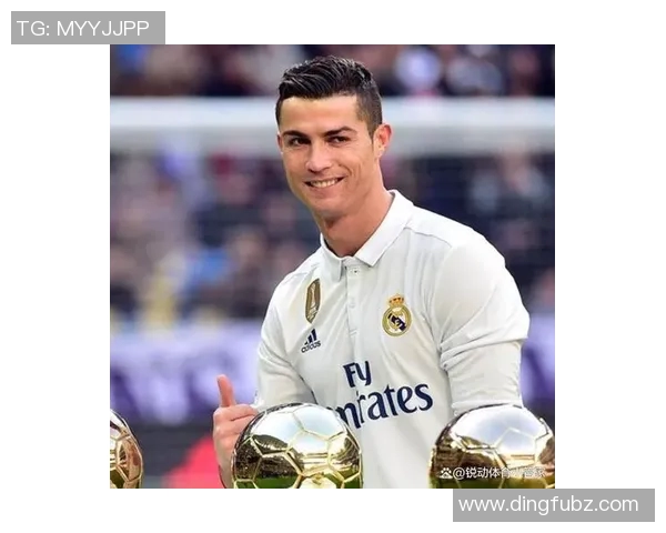 怀旧经典老足球明星高清海报展现传奇风采与激情岁月